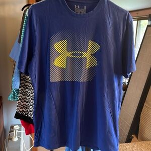 Men’s under armor blue T-shirt, size large